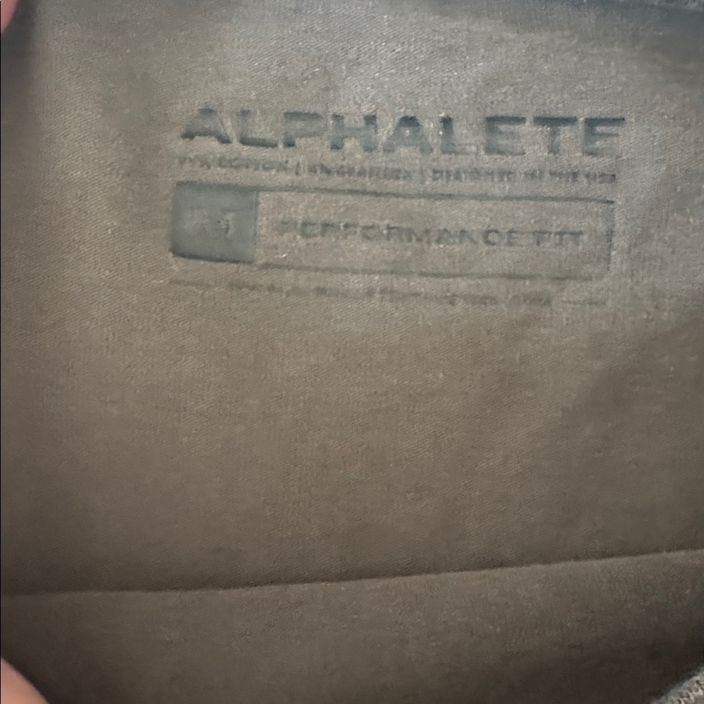 Alphalete Top Performance Fit - Picture 2 of 2